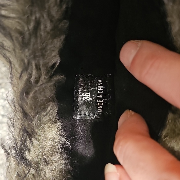 Aldo Black Suede/gray Faux Fur Wedge Boots - Picture 6 of 11